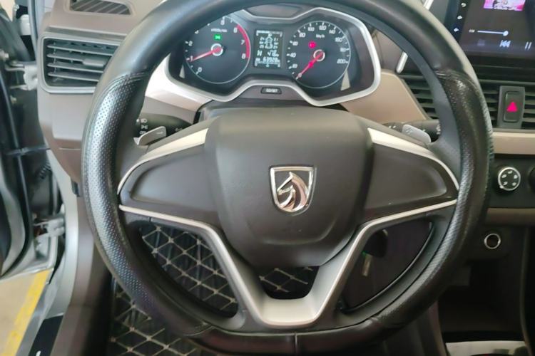 Used Baojun 310W 2020 1.5L Automatic Enjoyment Version China VI Emission Standard Steering Wheel