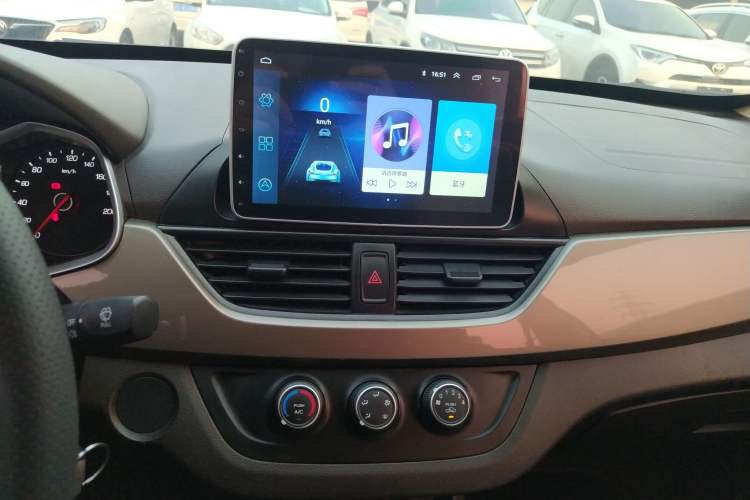 Used Baojun 310W 2020 1.5L Automatic Enjoyment Version China VI Emission Standard Audio And AC Panel