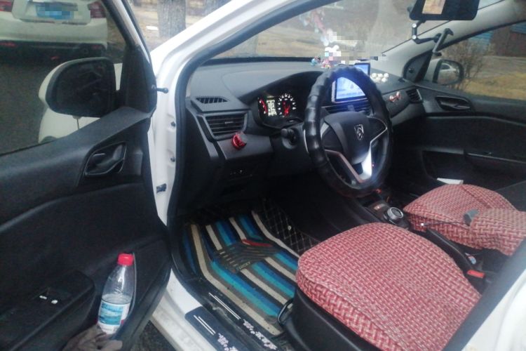 Used Baojun 310W 2020 1.5L Automatic Enjoyment Version China VI Emission Standard Driver Seat