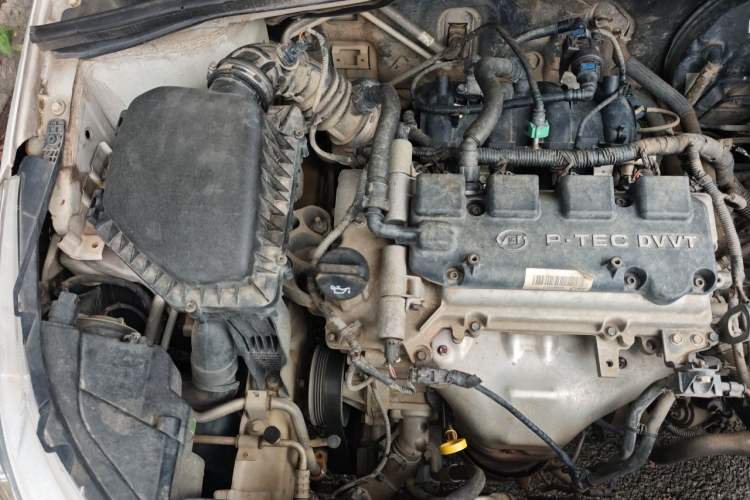Used Baojun 310W 2020 1.5L Automatic Enjoyment Version China VI Emission Standard Engine Bay Right