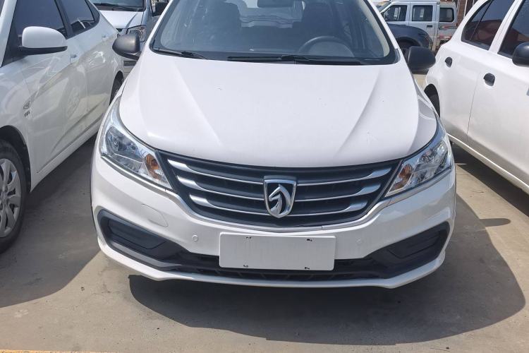 Used Baojun 310W 2020 1.5L Automatic Enjoyment Version China VI Emission Standard Exterior 1