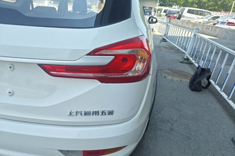 Used Baojun 310W 2020 1.5L Automatic Enjoyment Version China VI Emission Standard Exterior 3