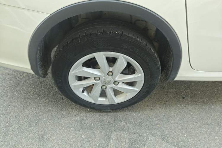 Used Baojun 310W 2020 1.5L Automatic Enjoyment Version China VI Emission Standard Exterior 5