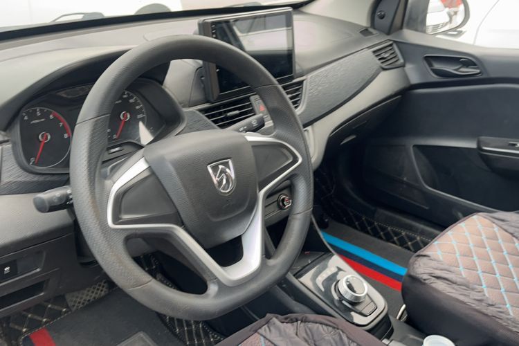 Used Baojun 310W 2020 1.5L Automatic Enjoyment Version China VI Emission Standard Interior 5