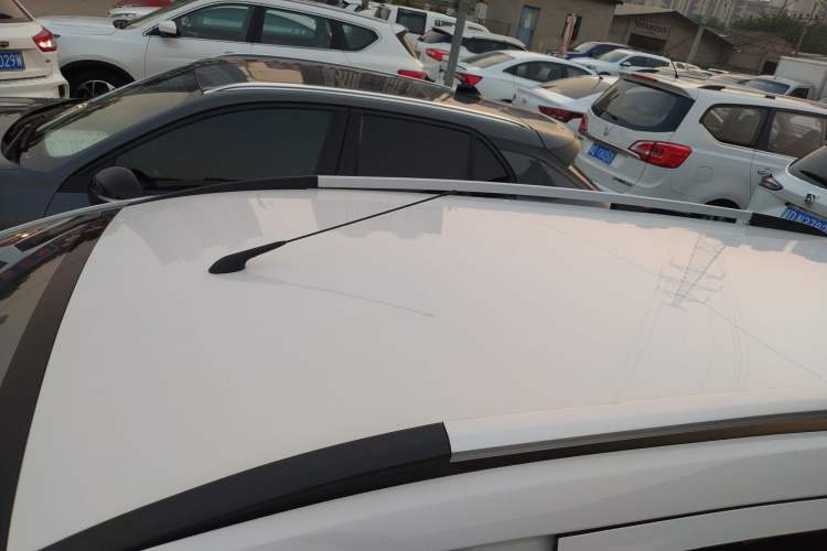 Used Baojun 310W 2020 1.5L Automatic Enjoyment Version China VI Emission Standard Roof
