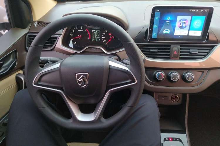 Used Baojun 310W 2020 1.5L Automatic Enjoyment Version China VI Emission Standard Steering Wheel