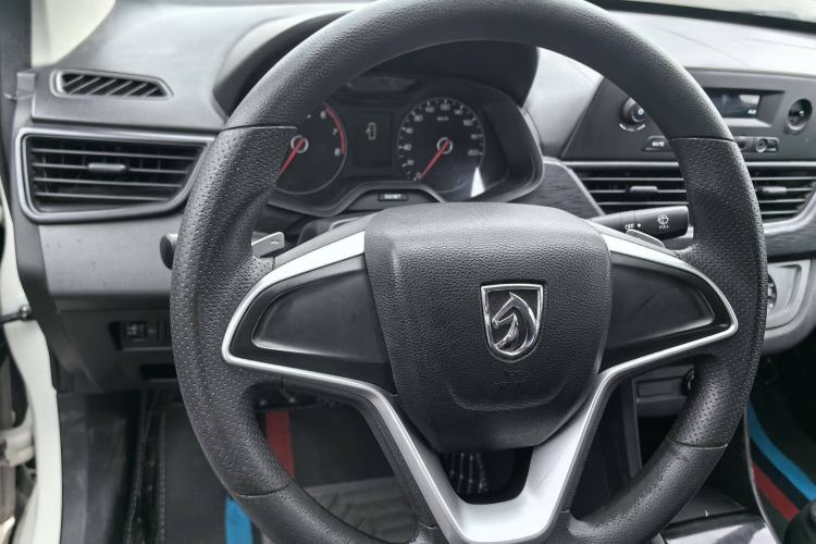 Used Baojun 310W 2020 1.5L Automatic Enjoyment Version China VI Emission Standard Steering Wheel