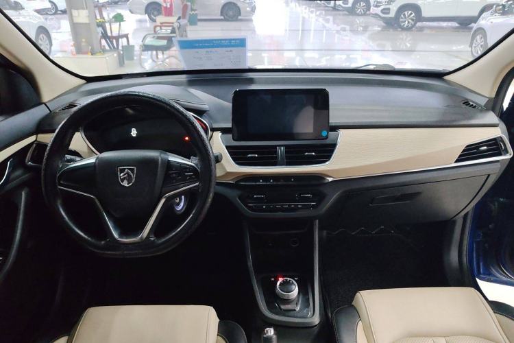 Used Baojun 360 2018 1.5L Automatic Luxury Version China V Center Console
