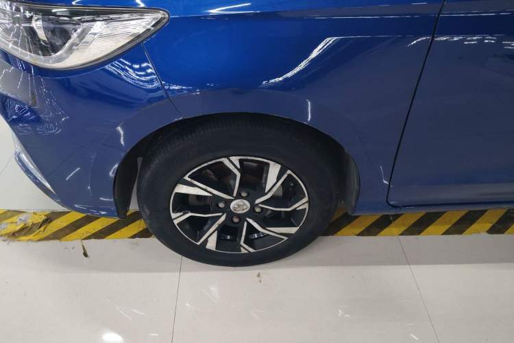 Used Baojun 360 2018 1.5L Automatic Luxury Version China V Left Front Wheel Hub