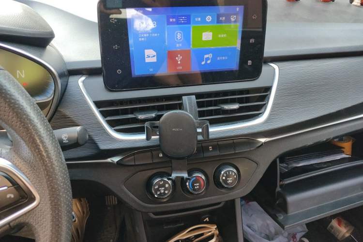 Used Baojun 360 2018 1.5L Automatic Elite Version National V Audio And AC Panel