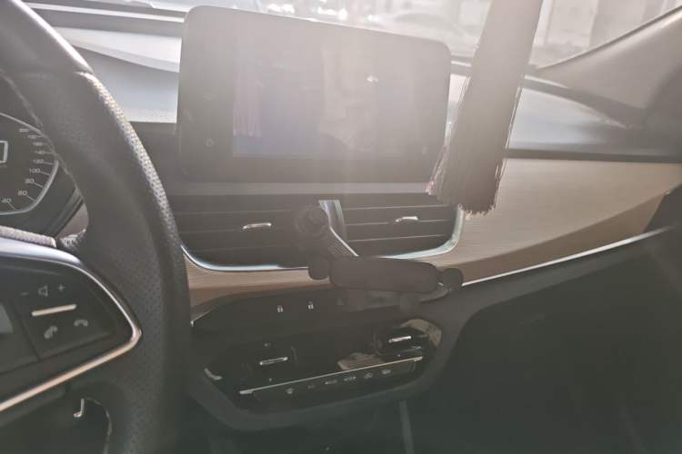 Used Baojun 360 2018 1.5L Manual Luxury Edition China V Audio And AC Panel