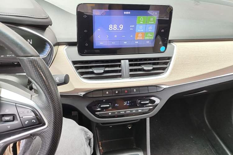 Used Baojun 360 2018 1.5L Automatic Luxury Version China V Audio And AC Panel