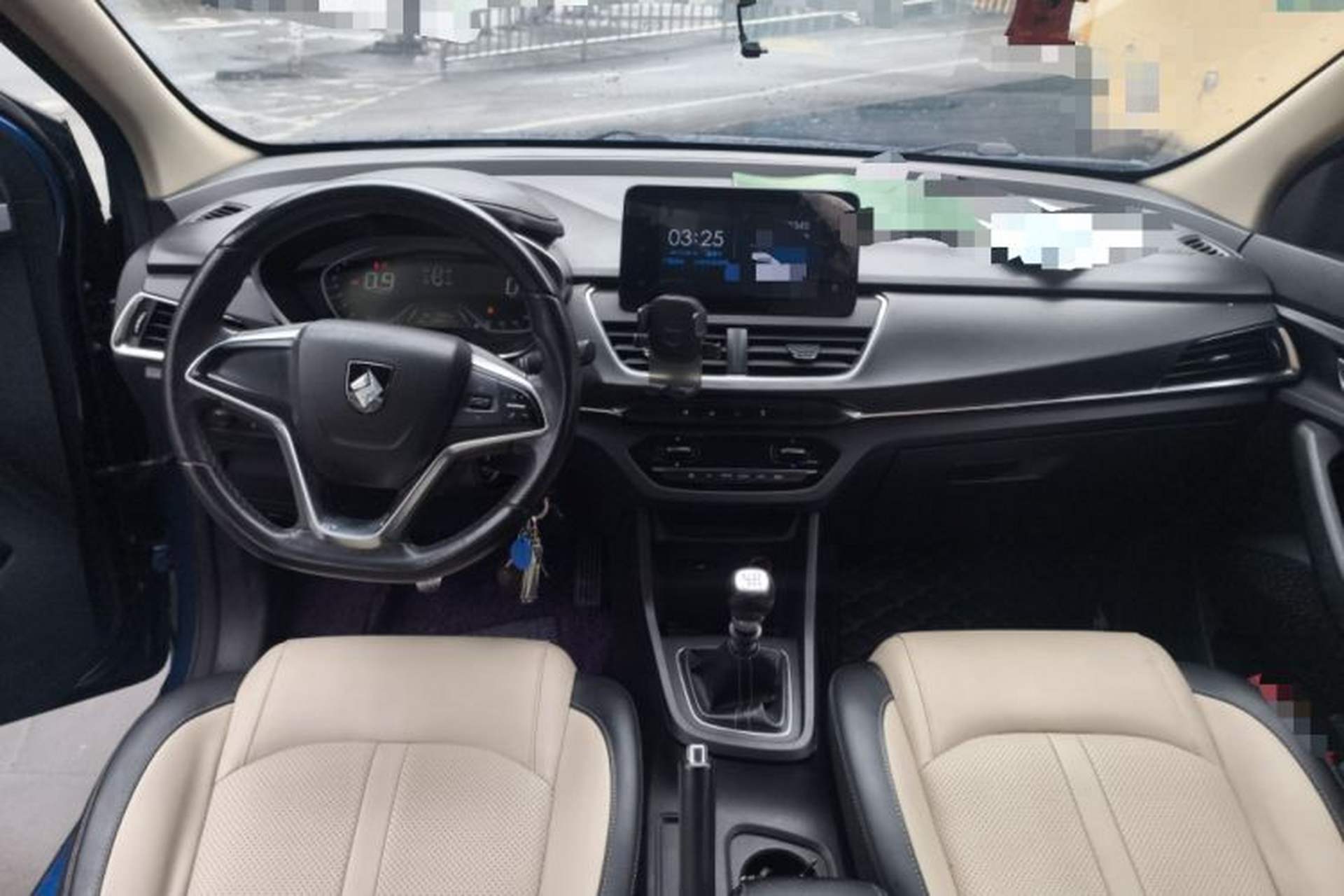 Used Baojun 360 2018 1.5L Manual Luxury Edition China V Center Console