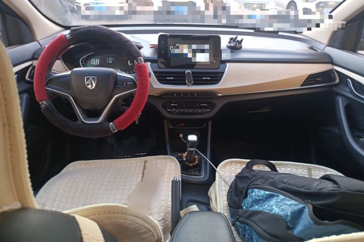 Used Baojun 360 2018 1.5L Manual Luxury Edition China V Center Console