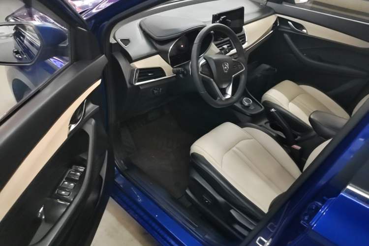 Used Baojun 360 2018 1.5L Automatic Luxury Version China V Driver Seat