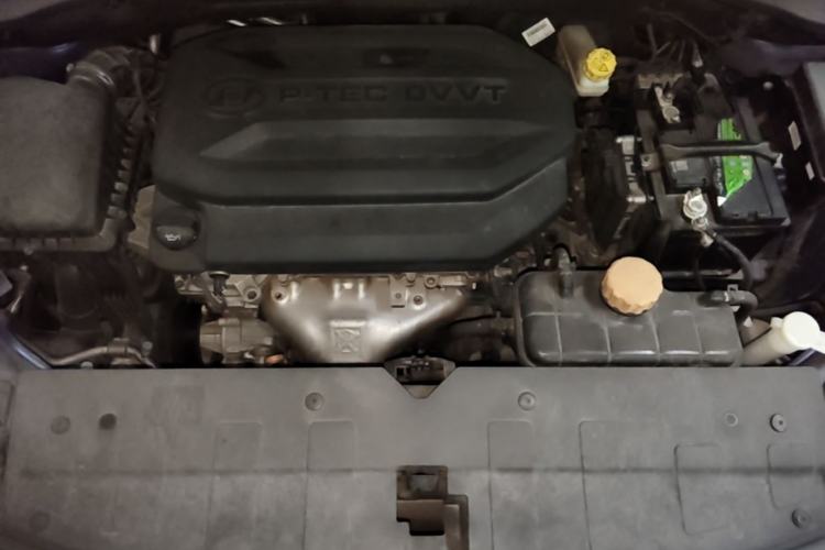 Used Baojun 360 2018 1.5L Automatic Luxury Version China V Engine Bay