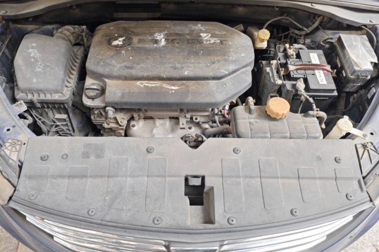 Used Baojun 360 2018 1.5L Automatic Luxury Version China V Engine Bay