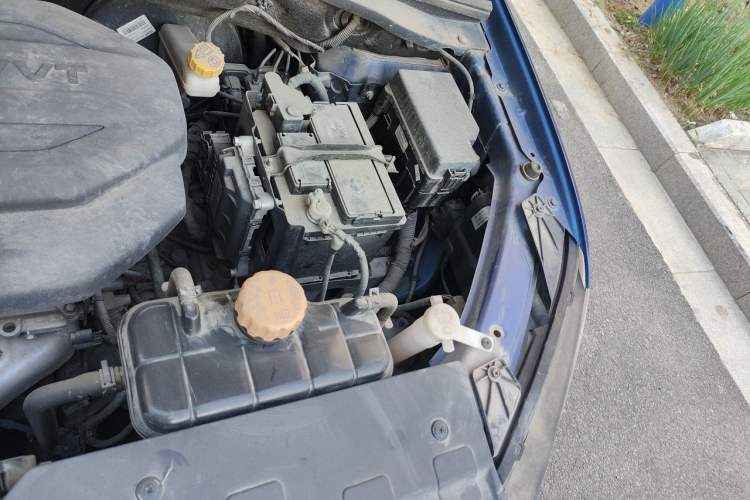 Used Baojun 360 2018 1.5L Automatic Elite Version National V Engine Bay Left