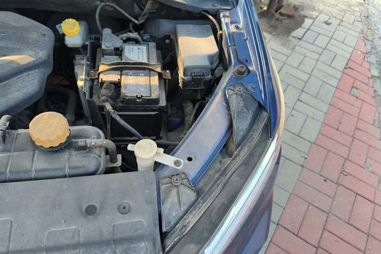 Used Baojun 360 2018 1.5L Manual Luxury Edition China V Engine Bay Left