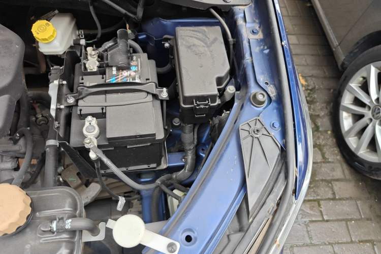 Used Baojun 360 2018 1.5L Manual Elite Version National V Engine Bay Left