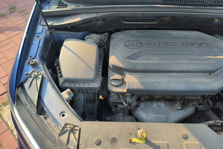Used Baojun 360 2018 1.5L Manual Luxury Edition China V Engine Bay Right