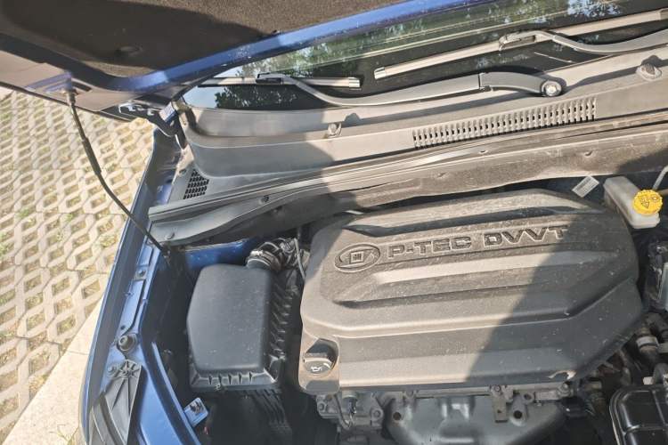 Used Baojun 360 2018 1.5L Manual Luxury Edition China V Engine Bay Right
