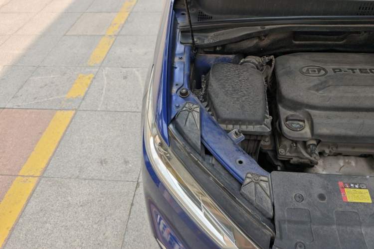 Used Baojun 360 2018 1.5L Manual Elite Version National V Engine Bay Right