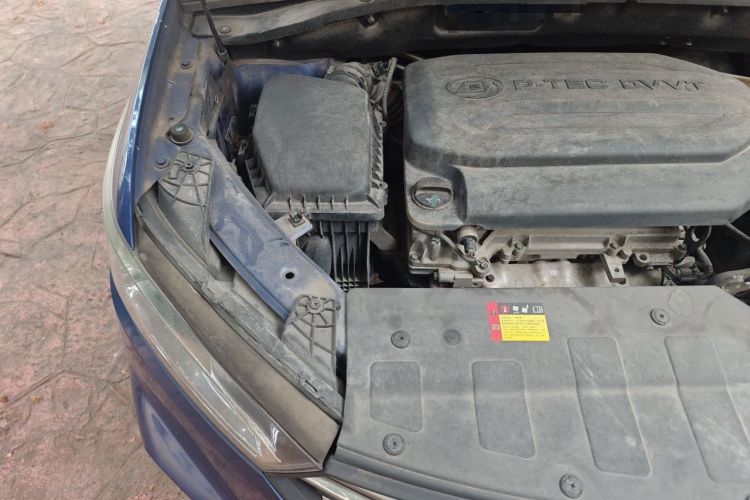 Used Baojun 360 2018 1.5L Automatic Luxury Version China V Engine Bay Right
