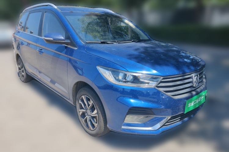 Used Baojun 360 2018 1.5L Manual Luxury Edition China V Front Right 45 Deg