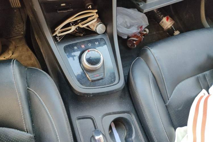 Used Baojun 360 2018 1.5L Automatic Elite Version National V Gear Lever