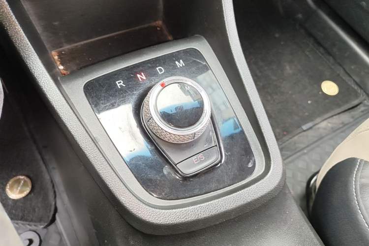 Used Baojun 360 2018 1.5L Automatic Luxury Version China V Gear Lever