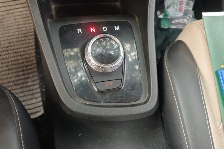 Used Baojun 360 2018 1.5L Automatic Luxury Version China V Gear Lever