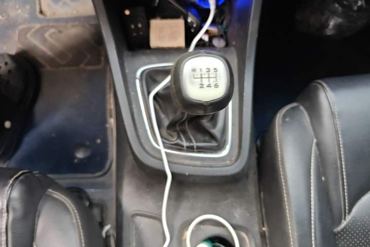 Used Baojun 360 2018 1.5L Manual Elite Version National V Gear Lever