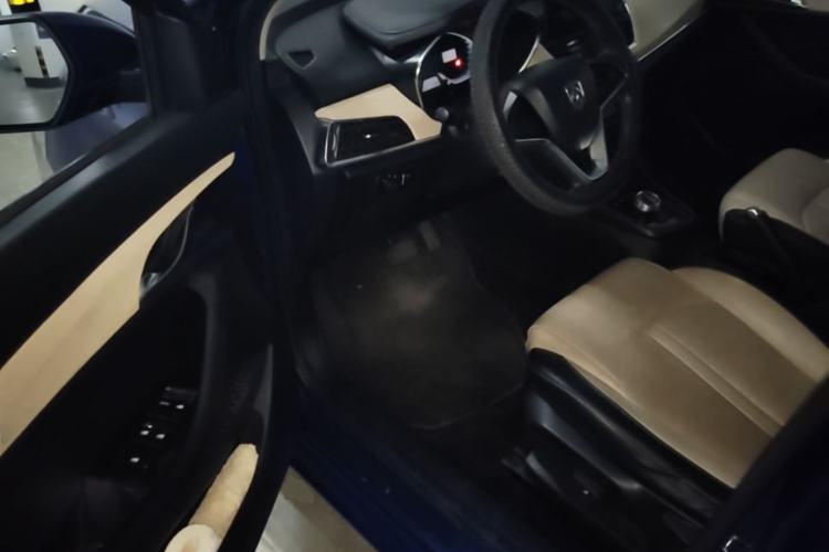 Used Baojun 360 2018 1.5L Automatic Luxury Version China V Interior 3