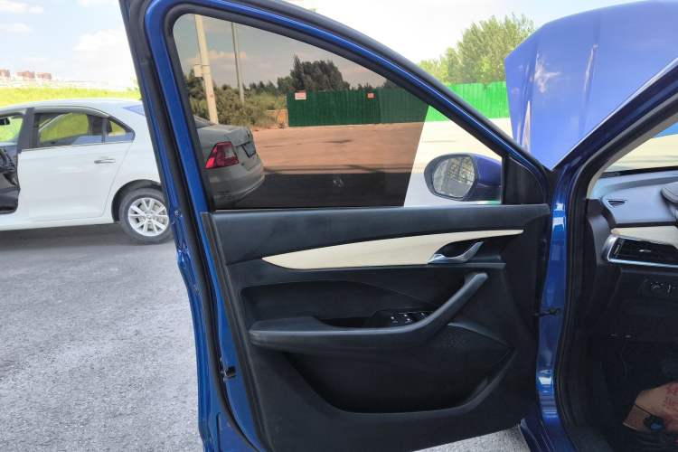 Used Baojun 360 2018 1.5L Automatic Luxury Version China V Left Front Door Interior