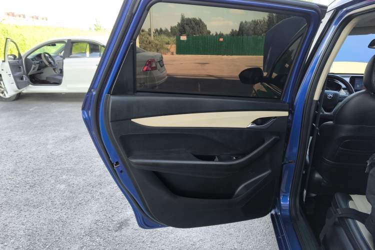 Used Baojun 360 2018 1.5L Automatic Luxury Version China V Left Rear Door Interior