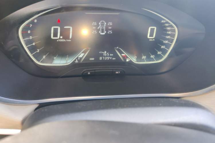 Used Baojun 360 2018 1.5L Manual Luxury Edition China V Odometer Close Up