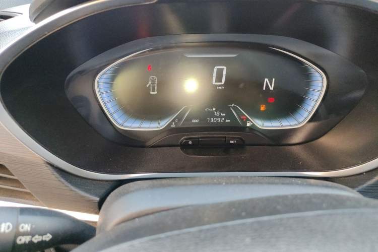 Used Baojun 360 2018 1.5L Automatic Elite Version National V Odometer Close Up