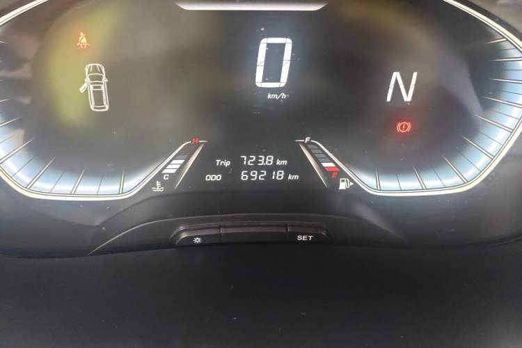 Used Baojun 360 2018 1.5L Automatic Elite Version National V Odometer Close Up