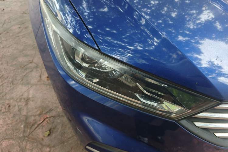 Used Baojun 360 2018 1.5L Automatic Luxury Version China V Right Front Headlight