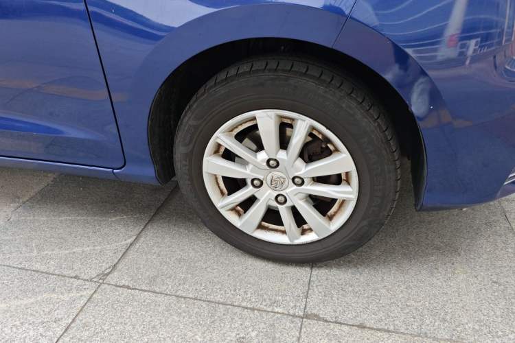 Used Baojun 360 2018 1.5L Manual Elite Version National V Right Front Wheel Hub