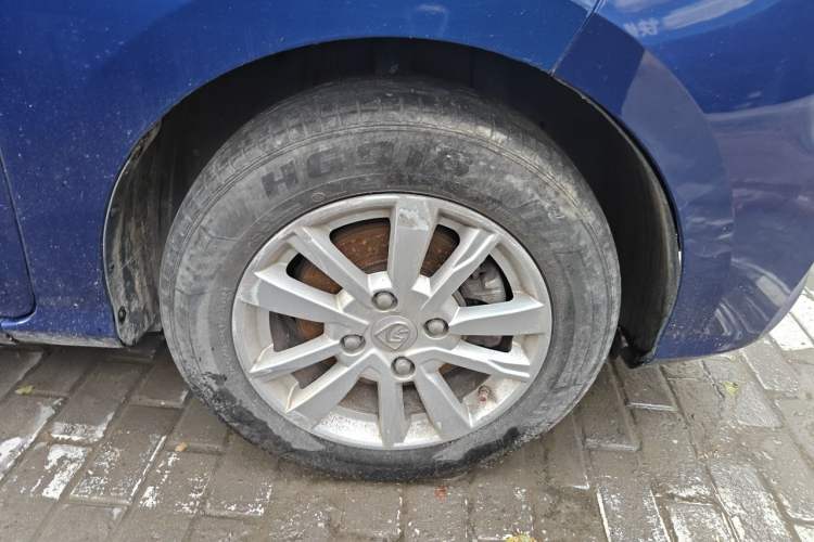 Used Baojun 360 2018 1.5L Manual Elite Version National V Right Front Wheel Hub