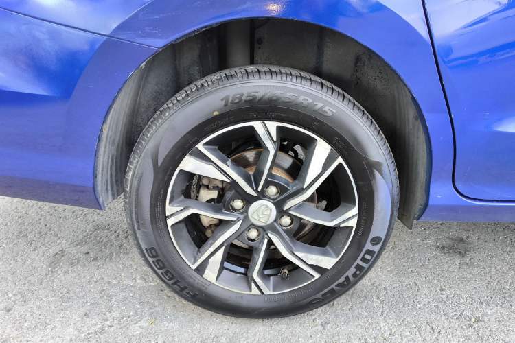 Used Baojun 360 2018 1.5L Automatic Luxury Version China V Right Rear Wheel Hub