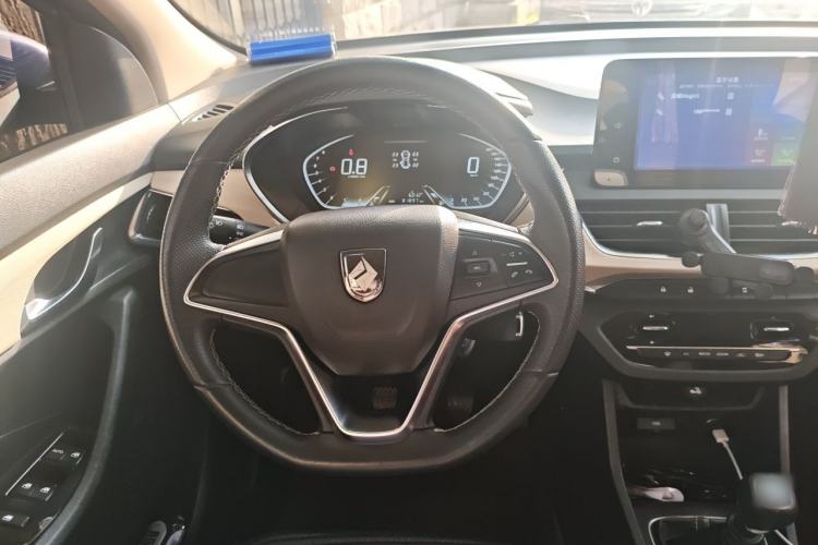 Used Baojun 360 2018 1.5L Manual Luxury Edition China V Steering Wheel