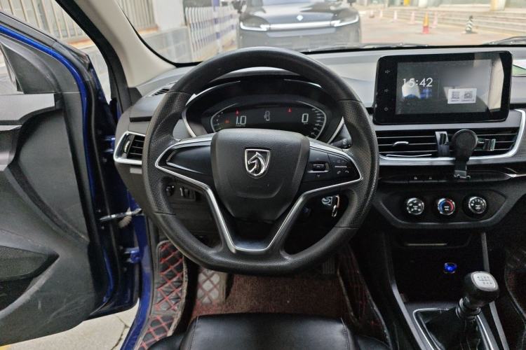 Used Baojun 360 2018 1.5L Manual Elite Version National V Steering Wheel