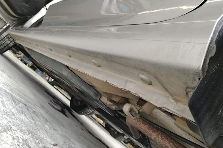 Used Baojun 360 2018 1.5L Manual Elite Version National V Left Side Sill