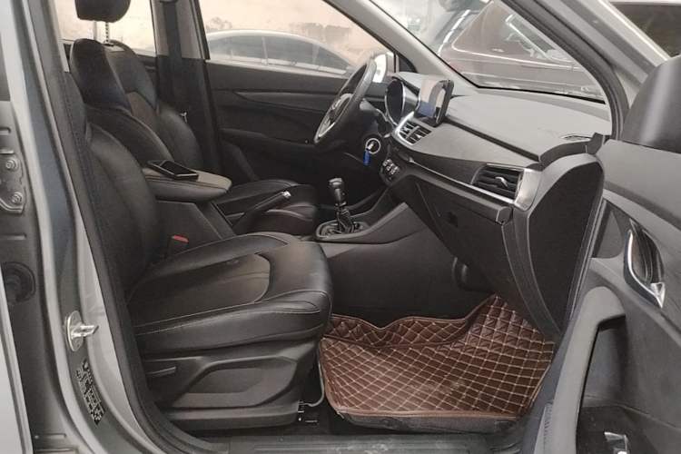 Used Baojun 360 2018 1.5L Manual Elite Version National V Right Front Seat