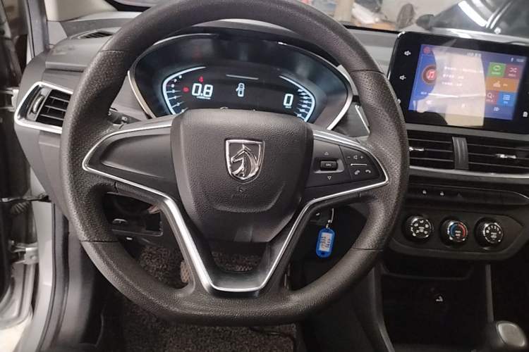Used Baojun 360 2018 1.5L Manual Elite Version National V Steering Wheel