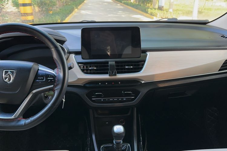 Used Baojun 360 2018 1.5L Manual Luxury Edition China V Audio And AC Panel