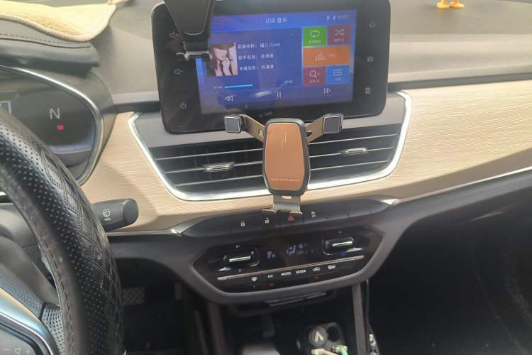 Used Baojun 360 2018 1.5L Automatic Luxury Version China V Audio And AC Panel